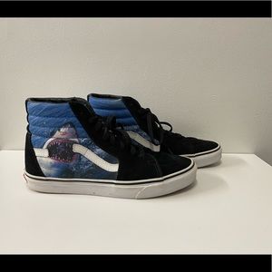 Vans Sk8-Hi- rare Discovery Shark Week 2019- Barely worn